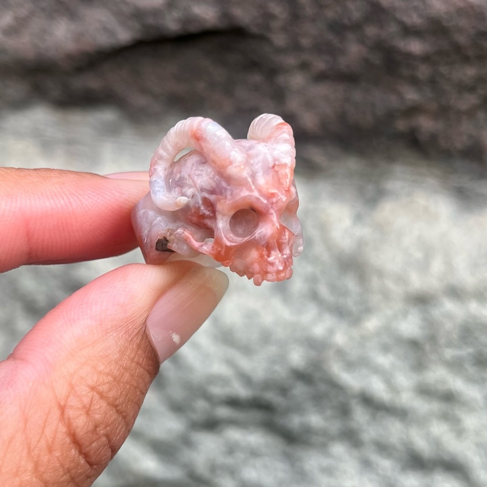 Polished Flower Agate Horned Skull Ring